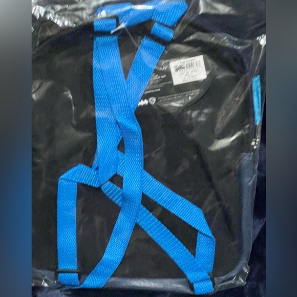 NWT-Fast Forward DC Comics classic Batman 11” nylon backpack - Picture 6 of 9